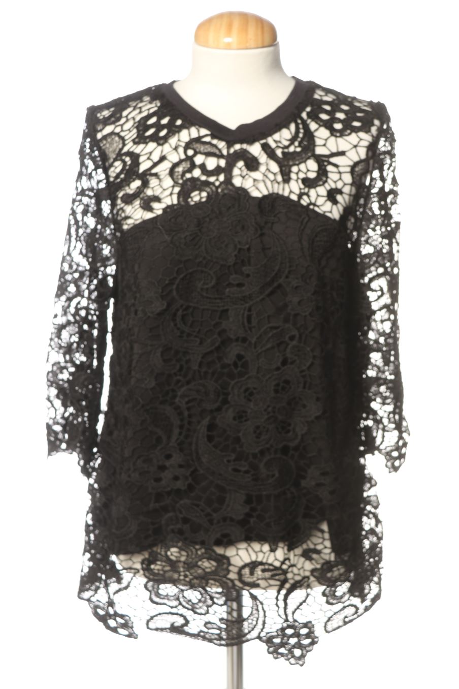 Blusa de manga larga de Zara de la talla L, de color negro