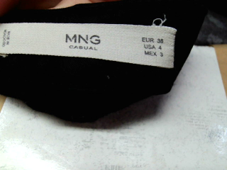 Jeans Mango de la taille 36, de couleur noir de denim