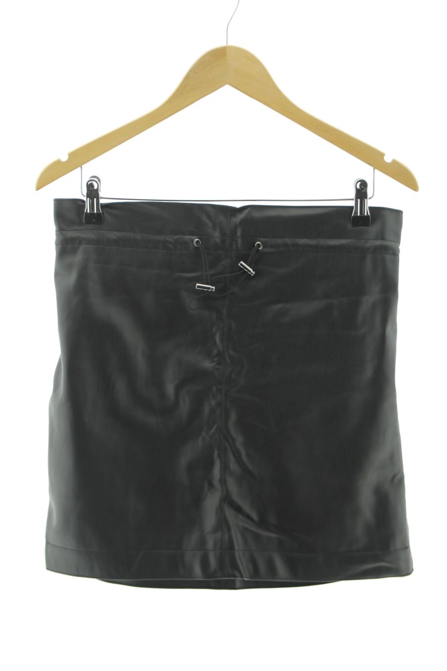 Jupe H&M de la taille 38, de couleur noir de synthétique