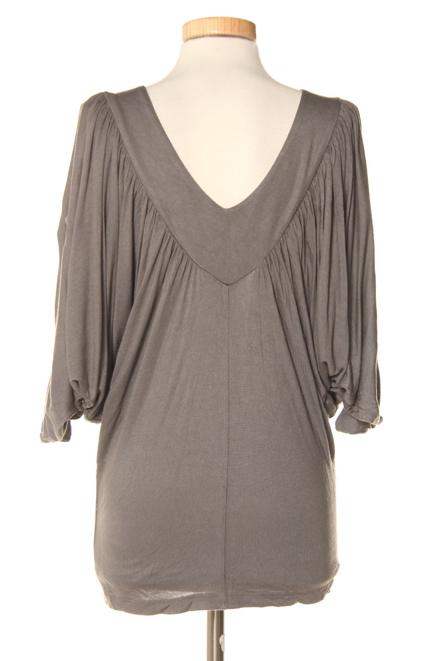 T-shirt Guess de la taille S, de couleur gris
