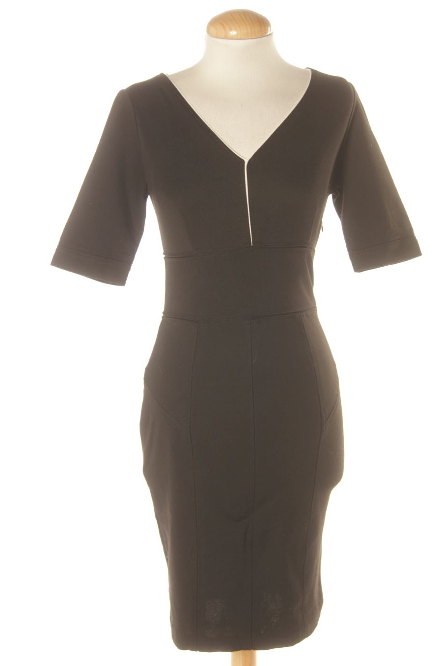 Robe casual Zara de la taille S, de couleur noir