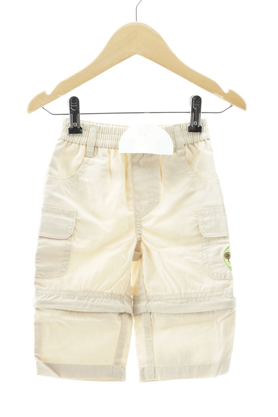 Pantalon Bacci de la taille 6 mois avec une étiquette
