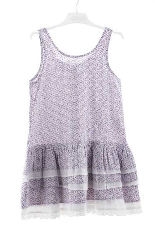 Aufwändiges Kleid