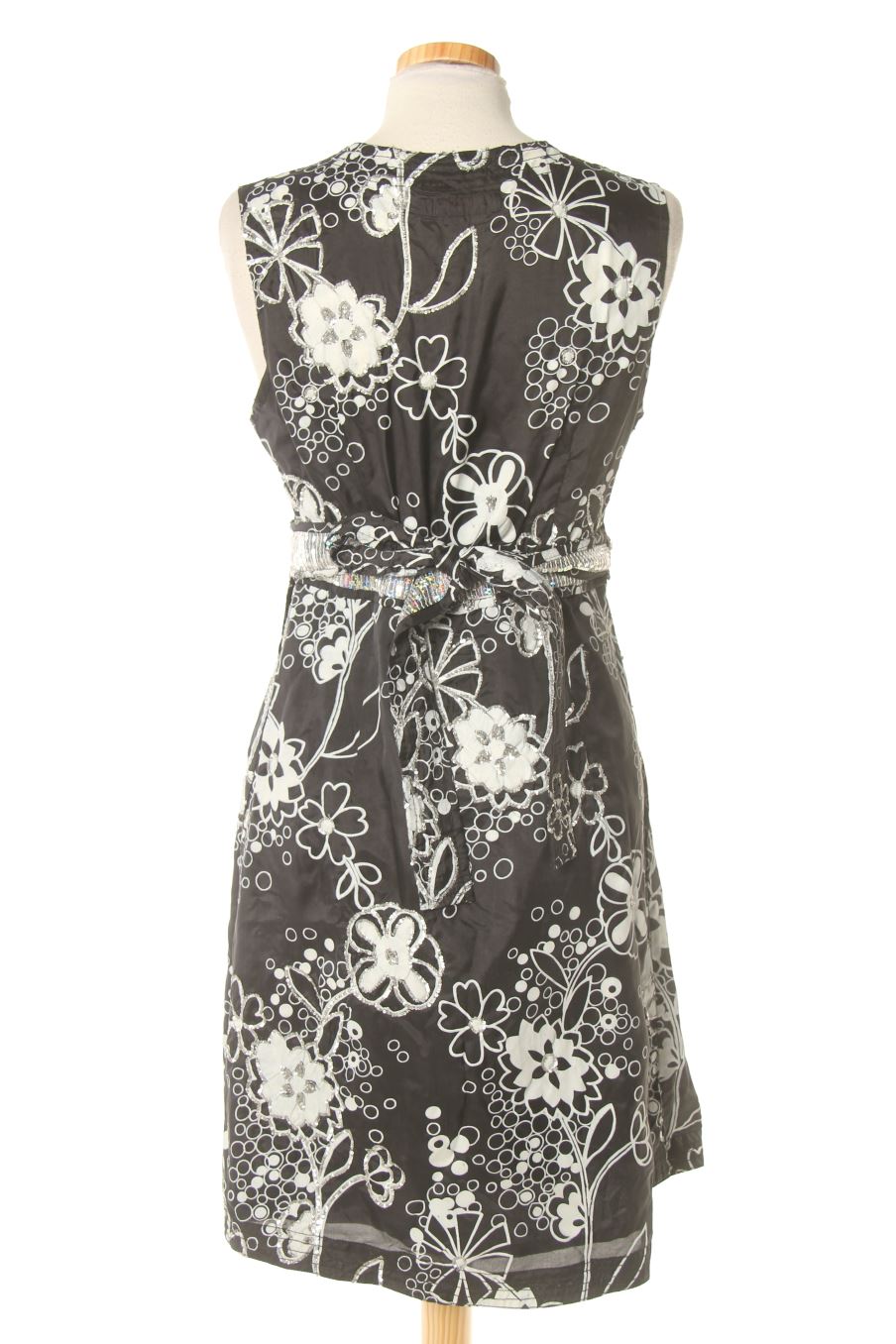 Vestido de Chatik & Kertan de la talla M, de color estampado de seda