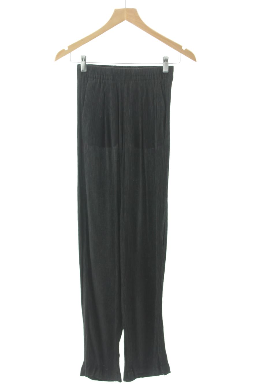 Pantaloni de Bershka de la talla XS, de color nero