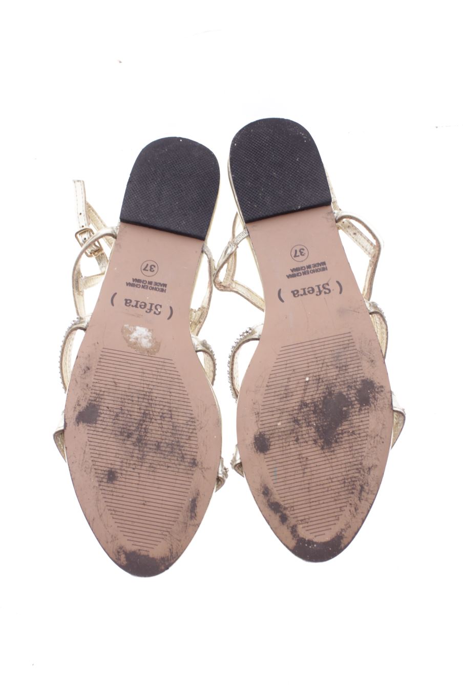 Sandalias planas de Sfera de la talla 37, de color beige de