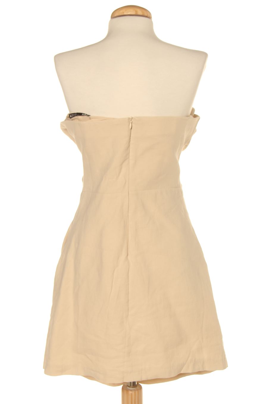 Vestido casual de Zara de la talla XL, de color beige