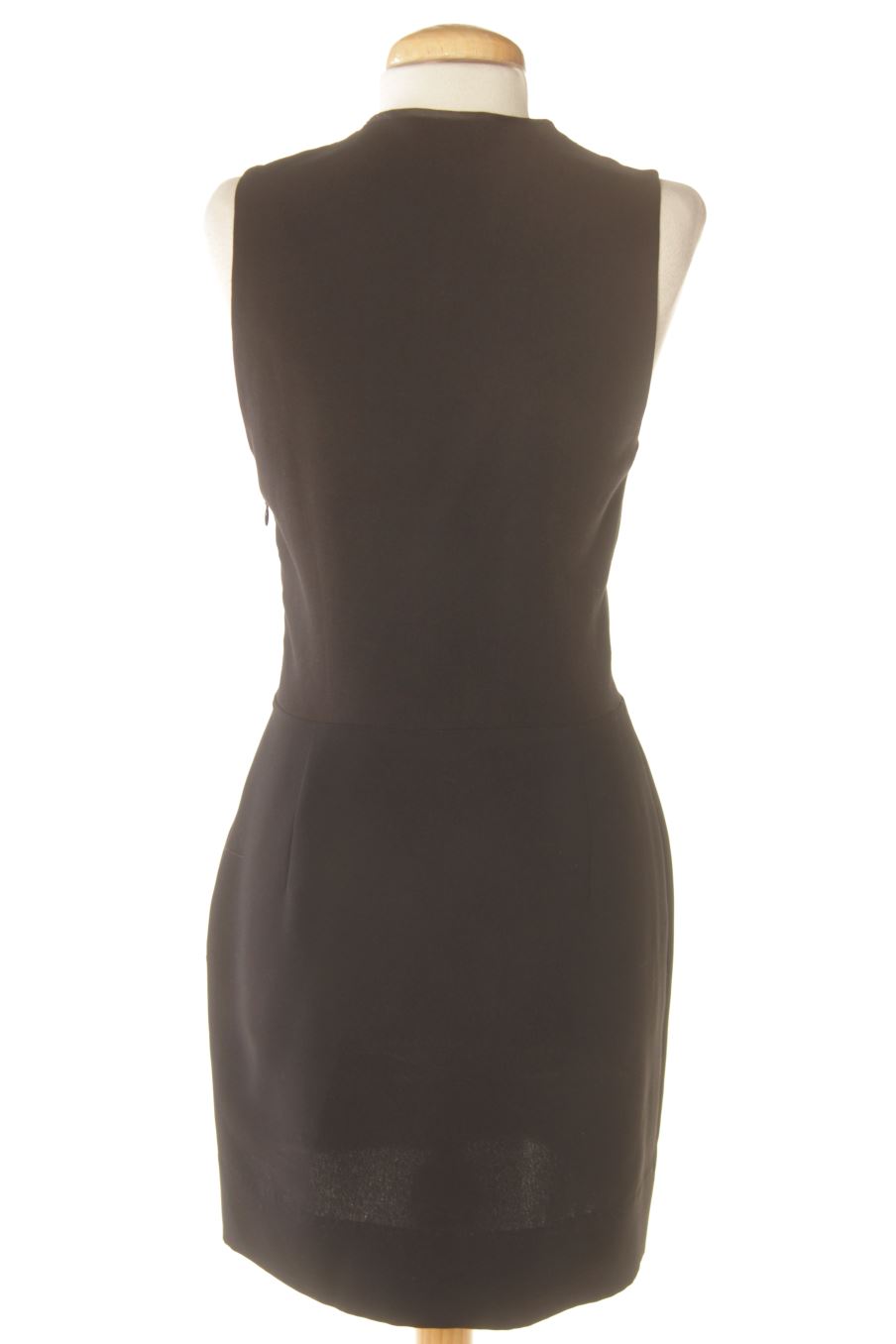 Robe Sandro de la taille XS, de couleur noir