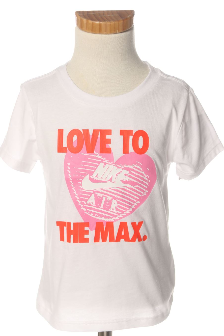 T-shirt Nike de la taille 3 ans avec une étiquette