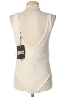Body 38 MISSGUIDED