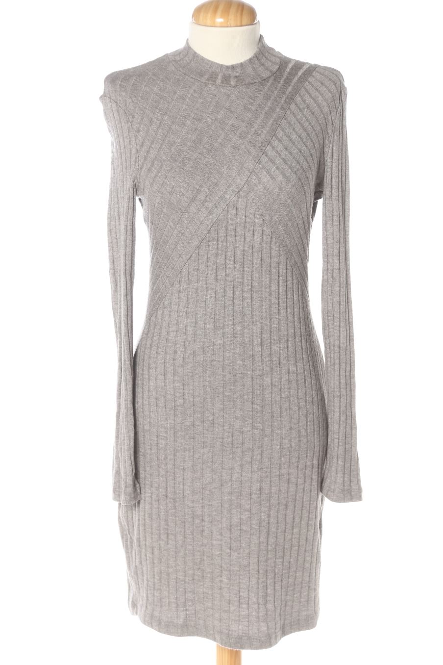 Robe casual Mango de la taille M, de couleur gris