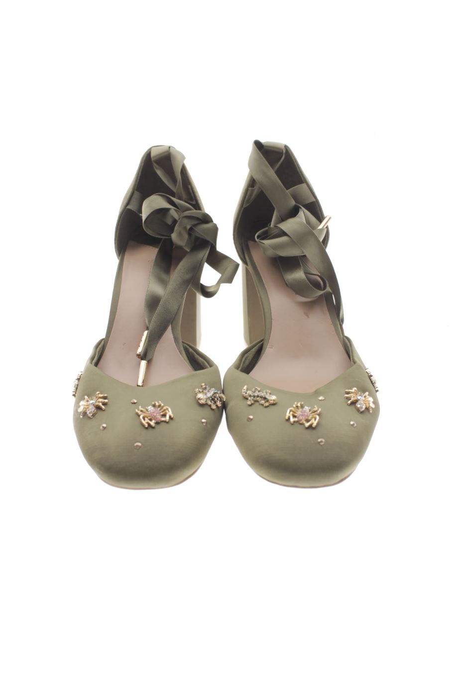 Sandalias tacon de Stradivarius de la talla 37, de color verde de