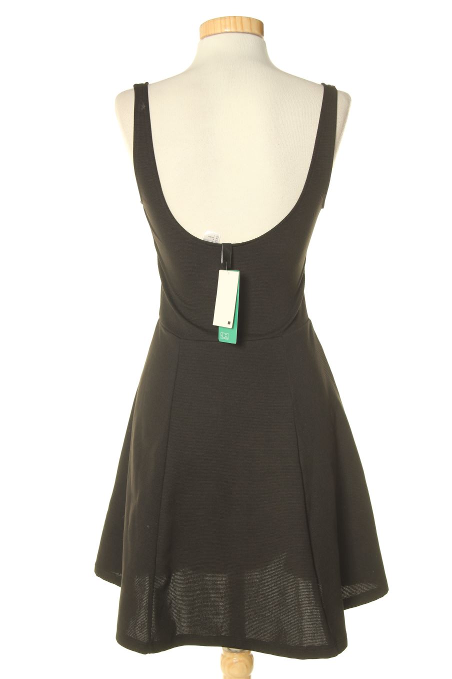 Robe casual H&M de la taille 36, de couleur noir
