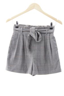 Shorts XS Stradivarius, photo 1 sur 2