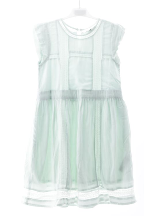 Aufwändiges Kleid
