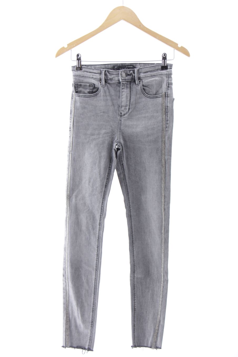 Jeans von Stradivarius Größe 34, Farbe Grau, aus Jeanskleidung für