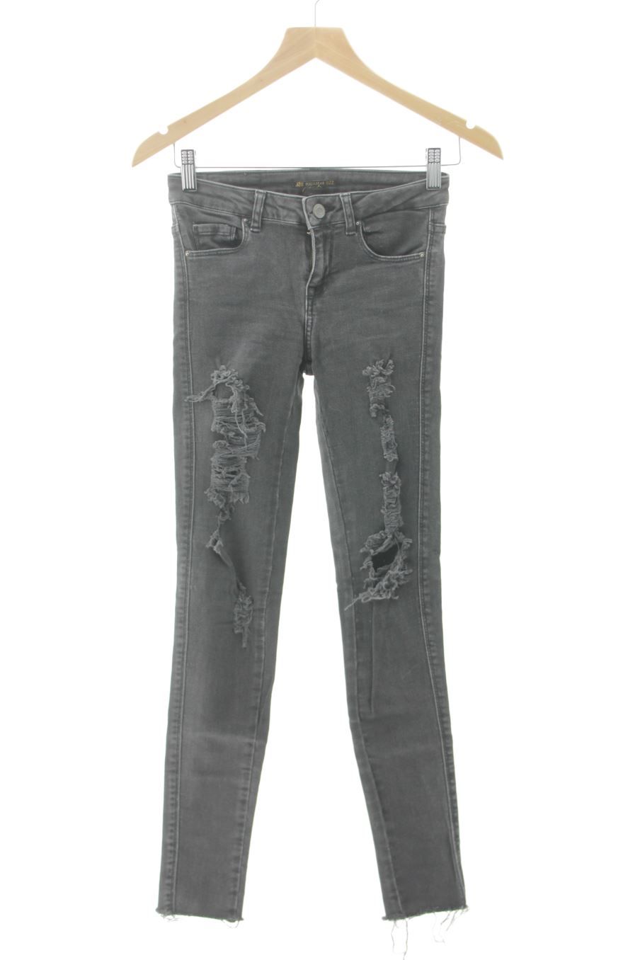 Jeans Pull & Bear de la taille 32, de couleur gris de denim