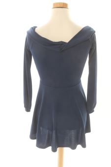Einfaches Kleid 32 PRETTYLITTLETHING