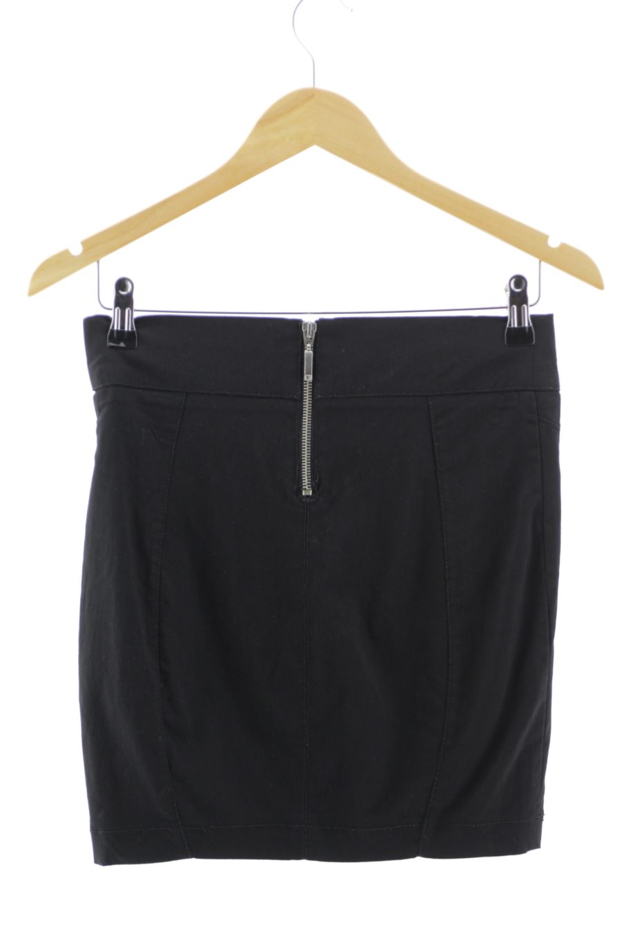 Jupe Stradivarius de la taille 38, de couleur noir