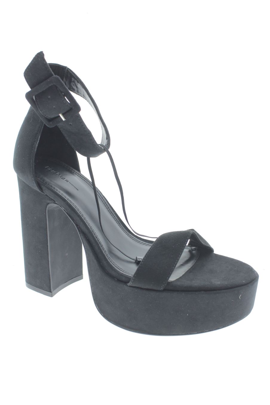 Sandalias tacon de Bershka de la talla 38, de color negro de