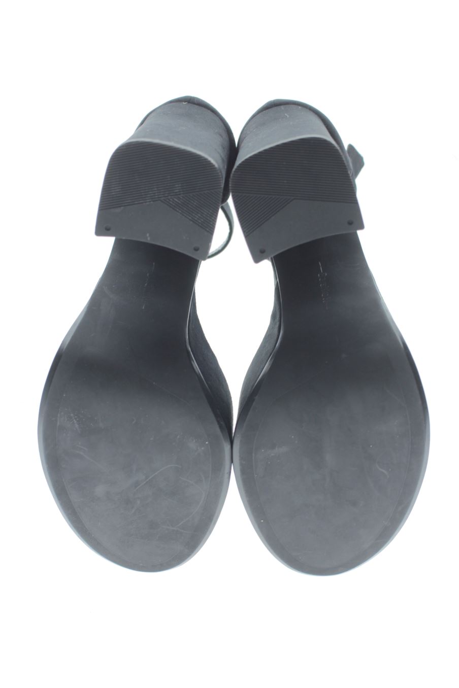 Sandalias tacon de Bershka de la talla 38, de color negro de