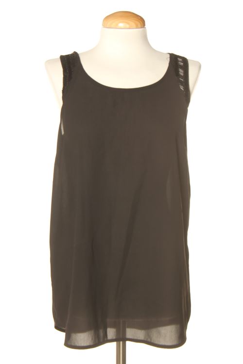 Aufwändiges Top