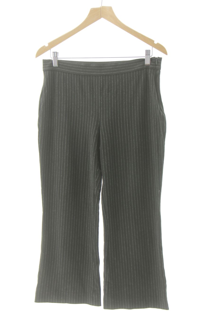 Pantalon Zara de la taille M, de couleur noir