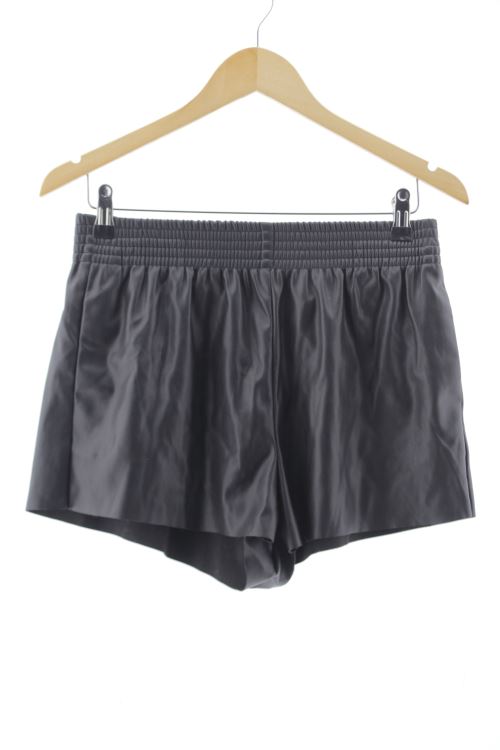 Pantalón corto