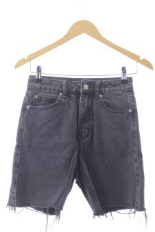 Shorts XS Adika
