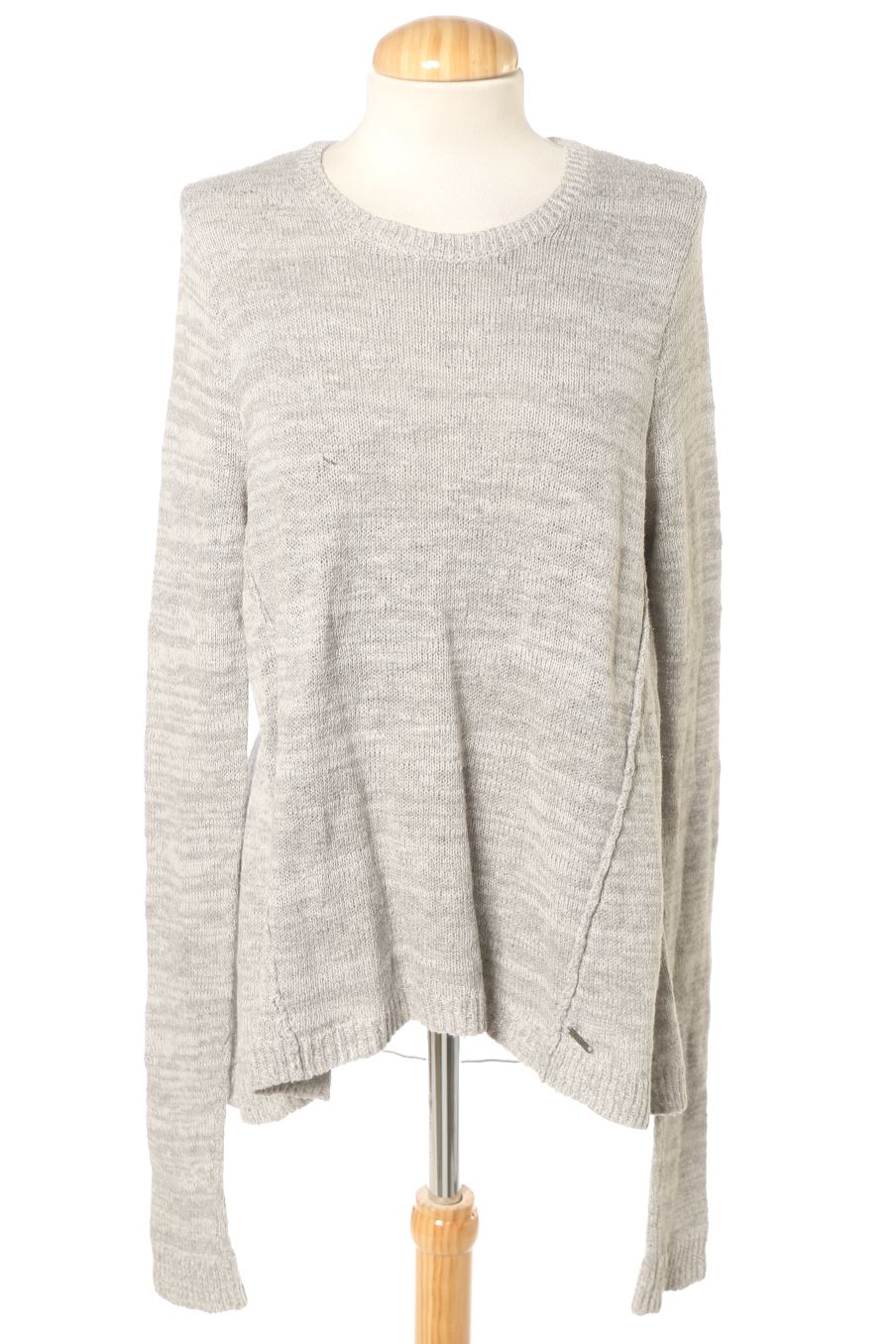 Pull Abercrombie & Fitch de la taille M, de couleur gris