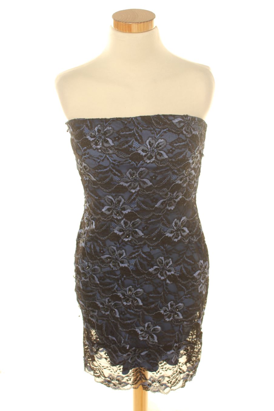 Vestido de Onyx de la talla 36, de color negro