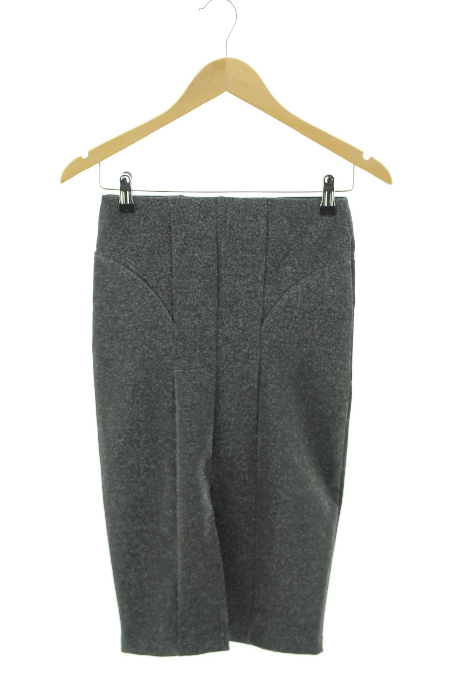 Jupe Stradivarius de la taille S, de couleur gris
