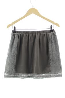 Aufwändiger Rock S An`ge