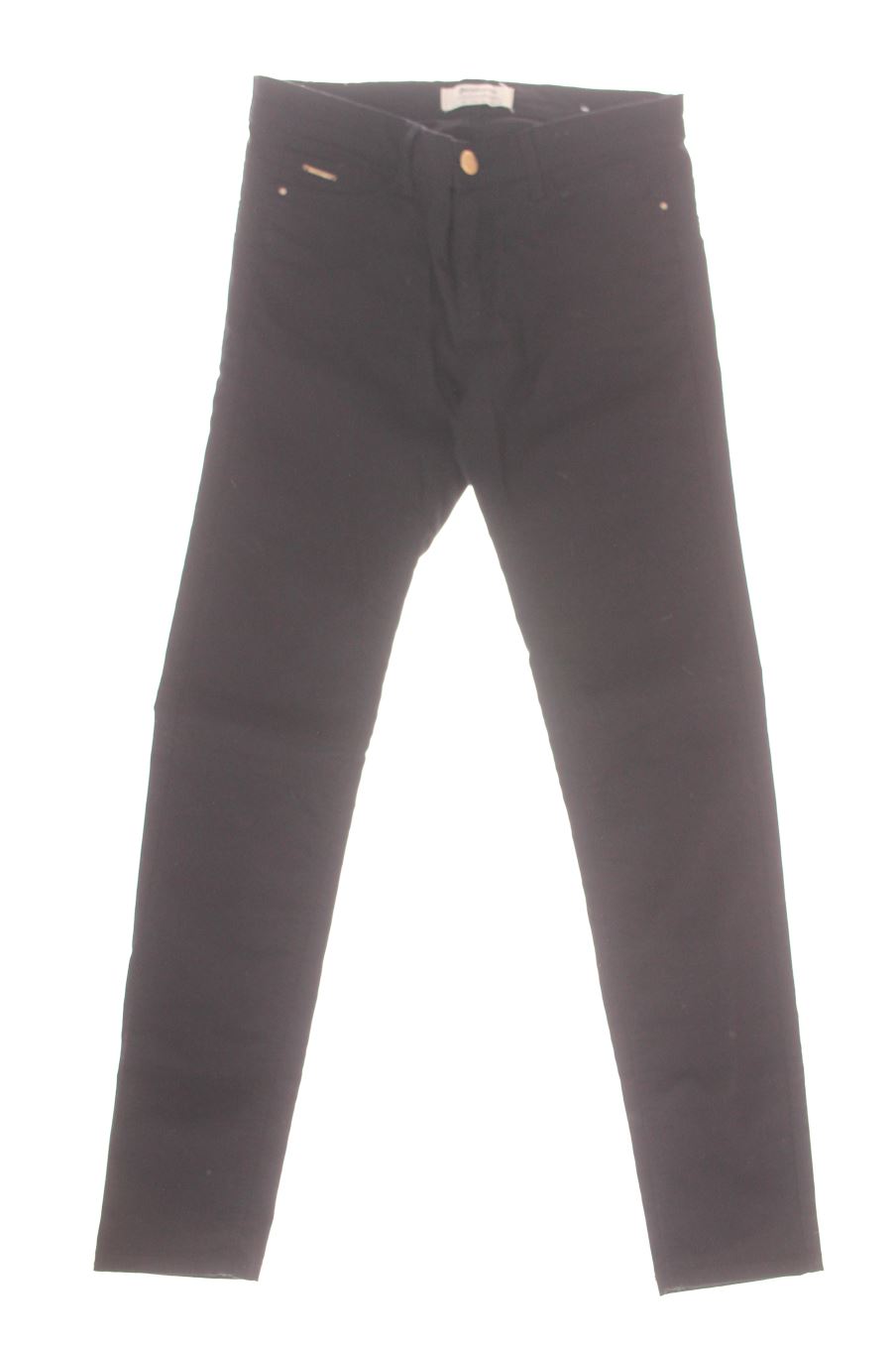 Vaquero de Stradivarius de la talla 38, de color negro de ropa vaquera