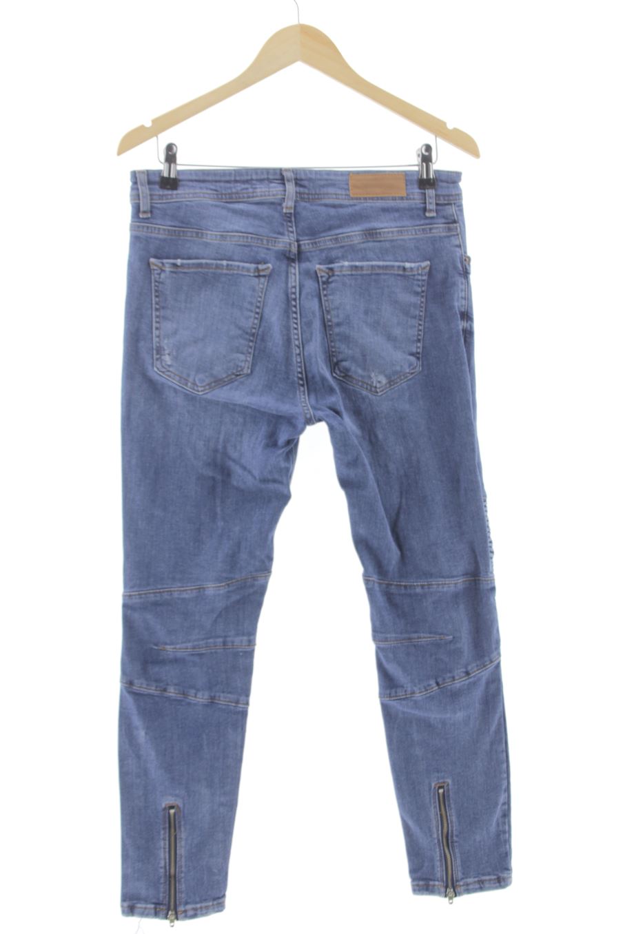 Vaquero de Pull & Bear de la talla 42