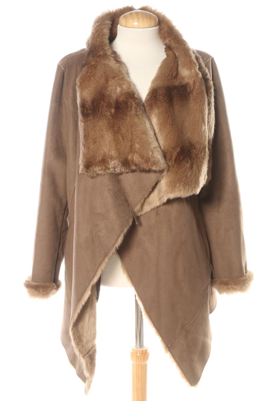 Giubbotto de Pull & Bear de la talla M, de color marrone