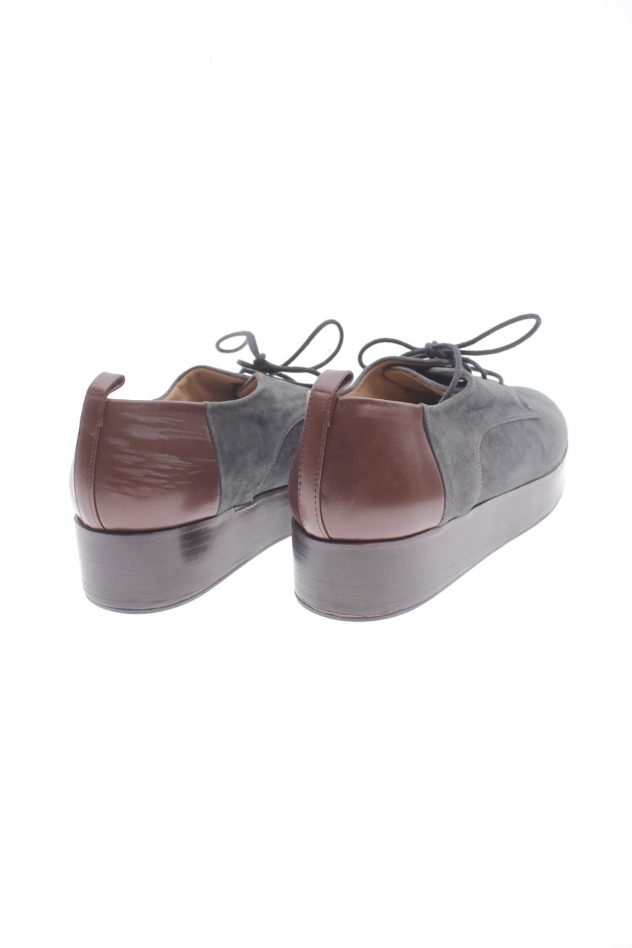 Zapatos planos de Hoss Intropia de la talla 39, de color gris de