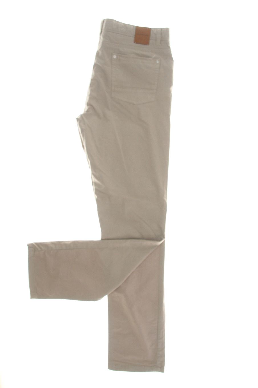 Pantalones de Alvaro Moreno de la talla 44, de color beige