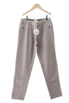 Jeans 12 ans Bonnet a Pompon