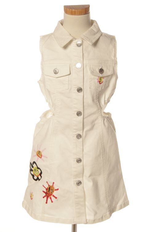 Aufwändiges Kleid