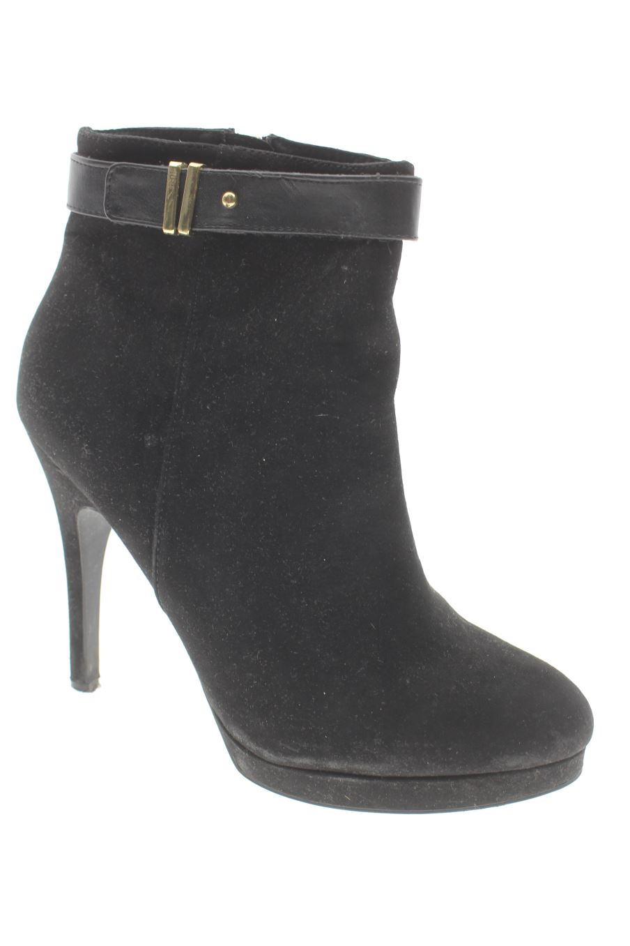 Botines de Pull & Bear de la talla 40, de color negro de