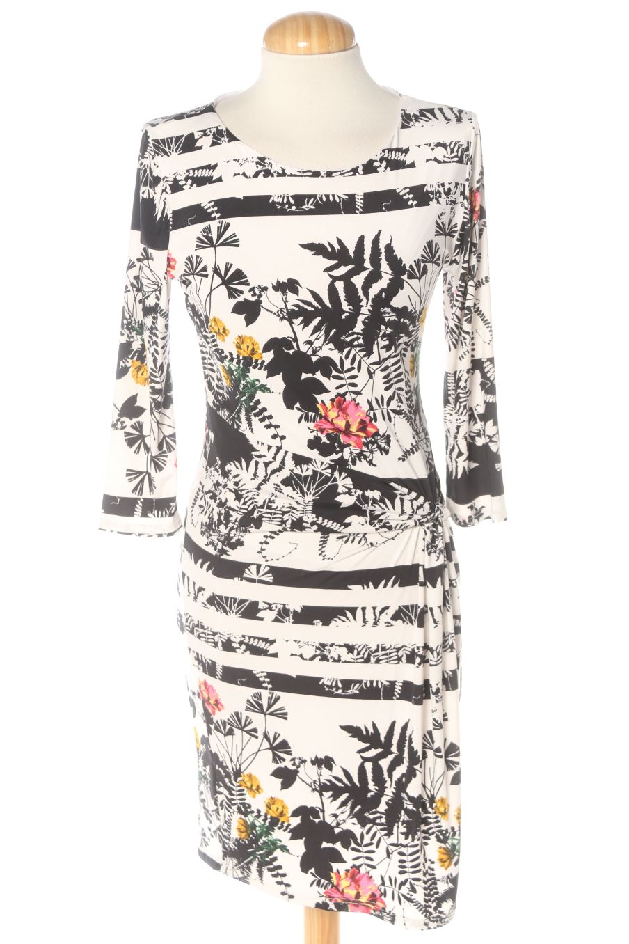 Robe casual waipai de la taille S, de couleur fleurs