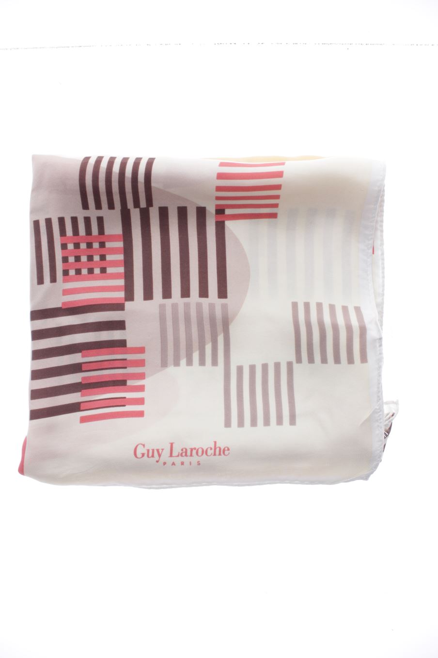 Foulard Guy Laroche de la taille Taille unique, de couleur imprimés de soie