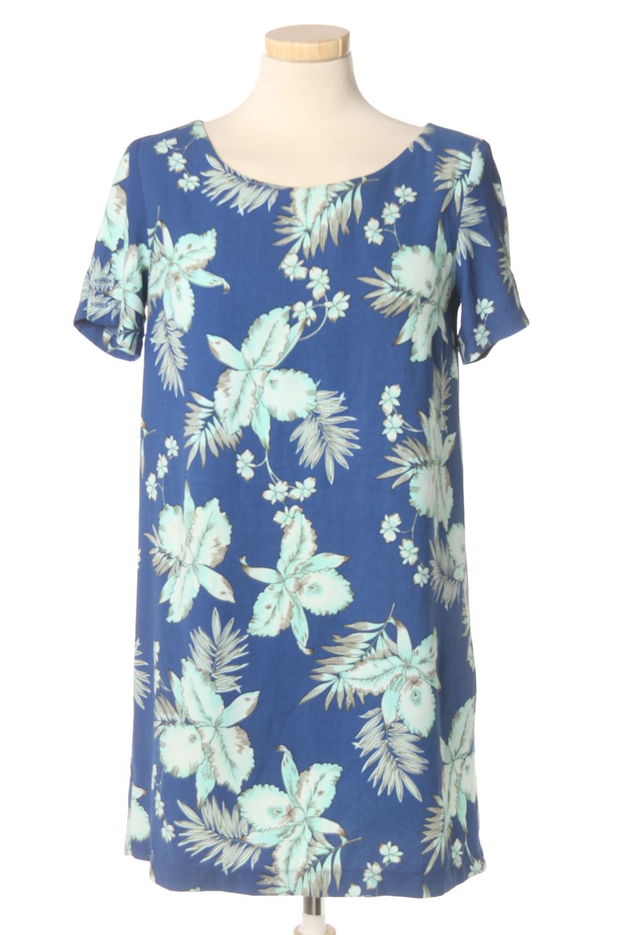 Vestido casual de Stradivarius de la talla S, de color flores