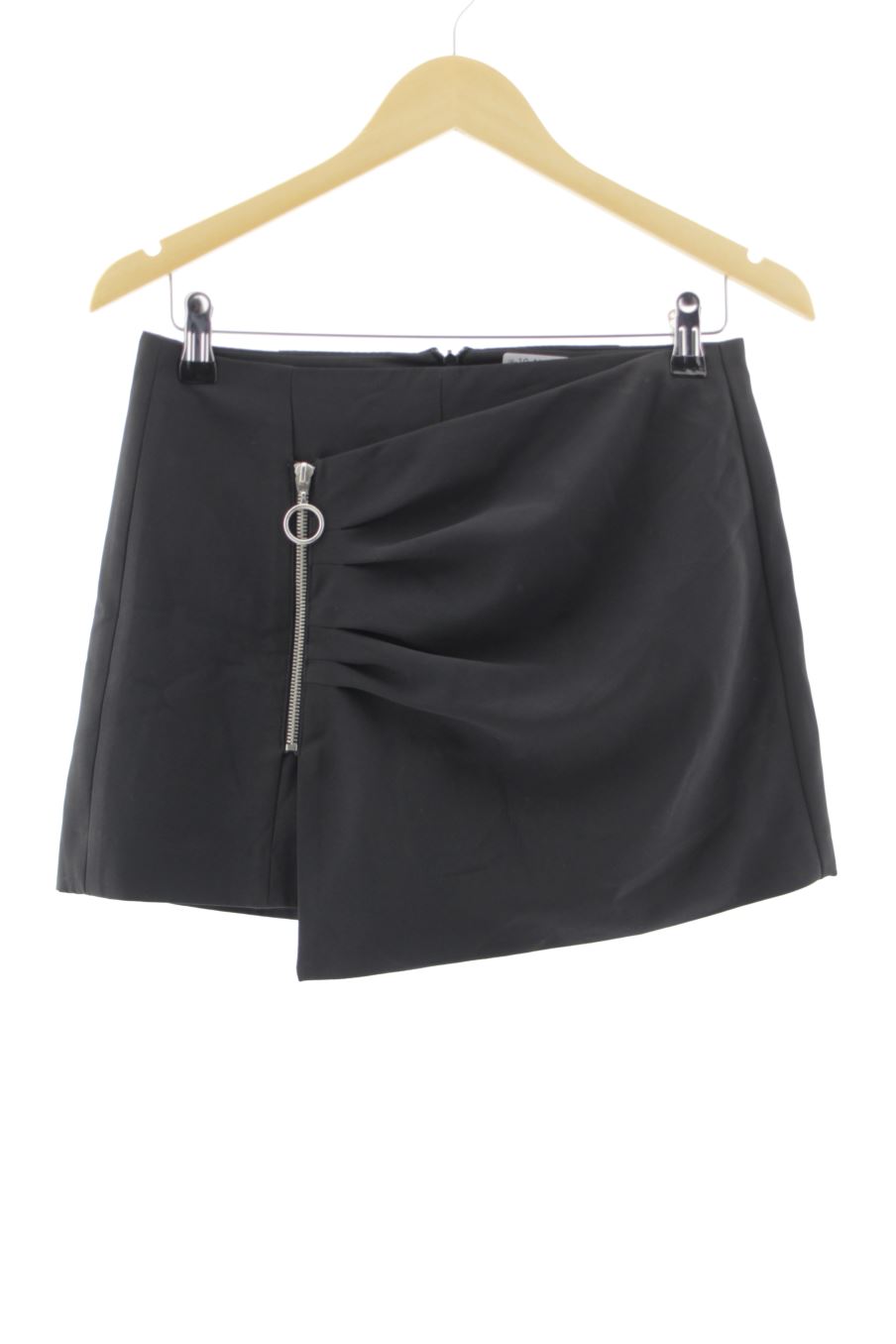 Pantalones cortos de Zara de la talla S, de color negro
