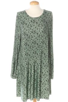Vestido casual L Stradivarius, foto 1 de 2