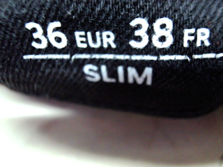 Jeans C&A de la taille 36, de couleur noir de denim