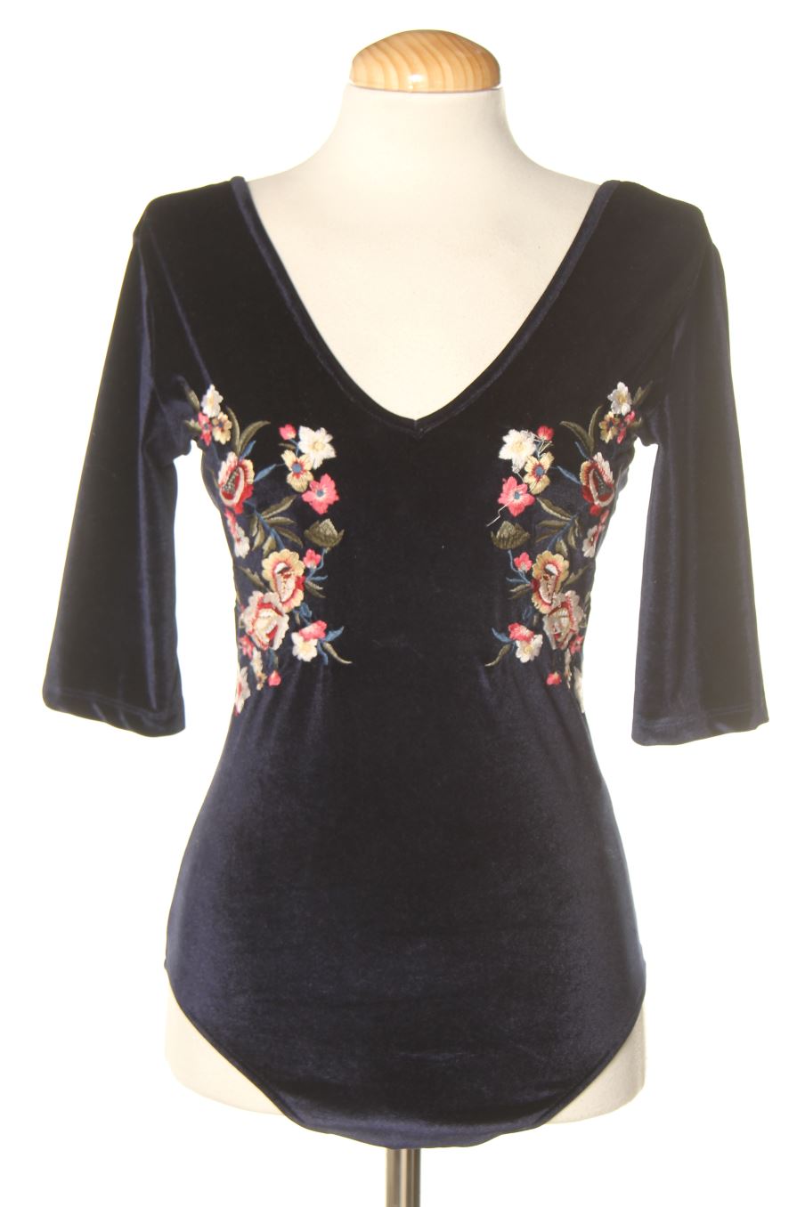 Body Bershka de la taille S, de couleur bleu marine de velours