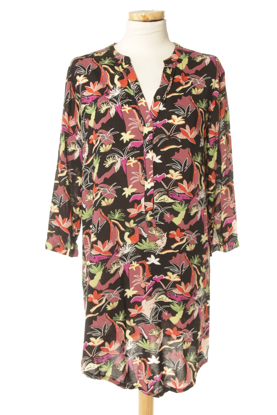 Robe casual Monoprix de la taille 36, de couleur fleurs