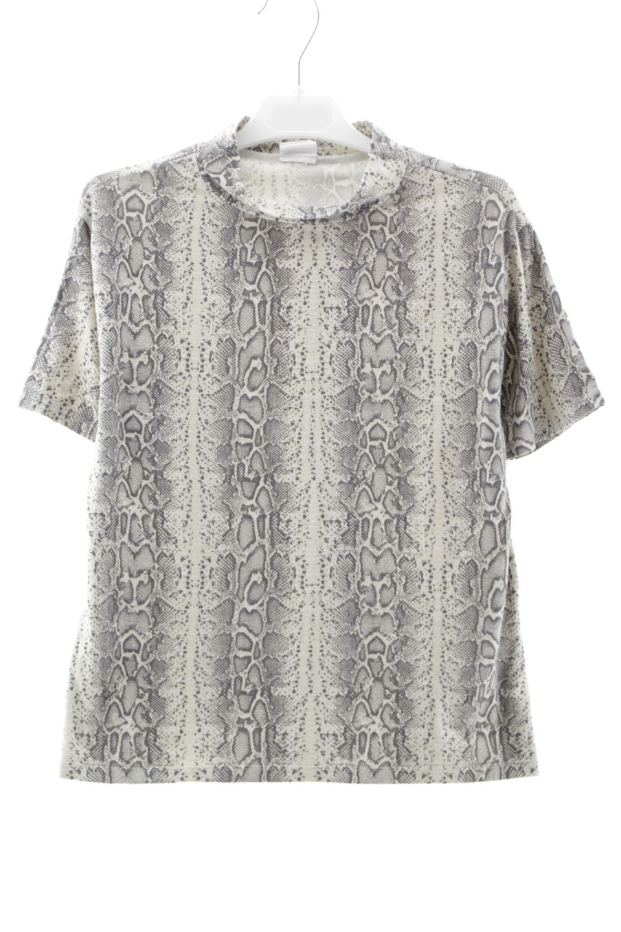 T-shirt Zara de la taille 10 ans de seconde main